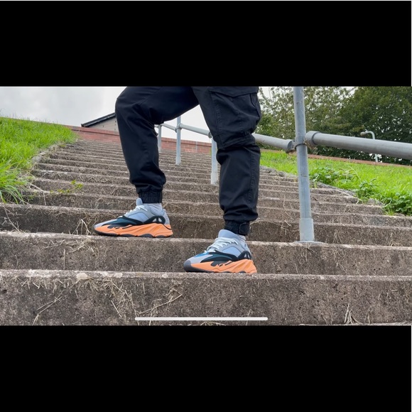 Yeezy 700 Wash Orange Men 5.5=Women 6.5-7 - Picture 5 of 13